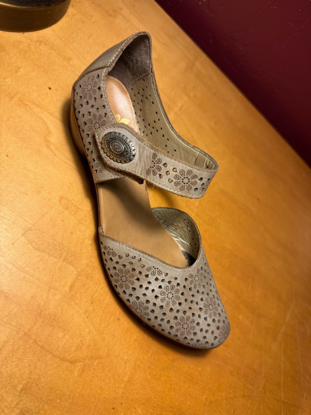 Reiker Perforated Floral Mary Jane Clogs in Taupe size 8 - Picture 4 of 6